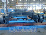 挖機(jī)下車輸送RGV